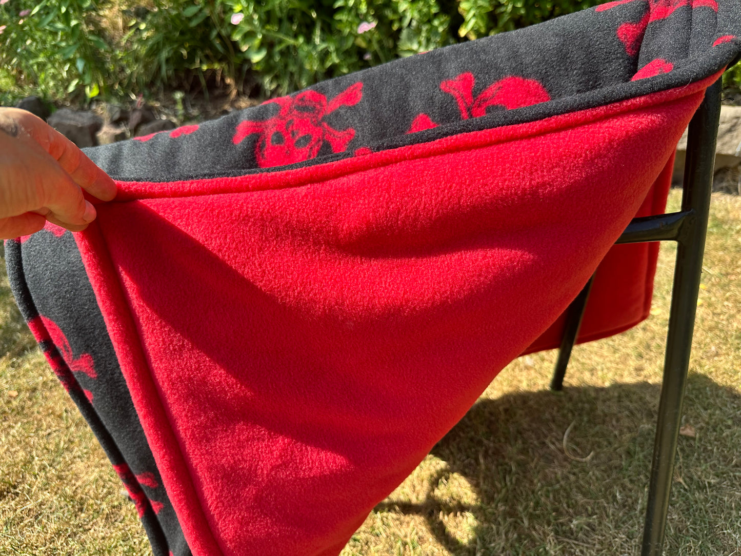 Full Size Skull & Cross Bones Fleece Saddle Pad