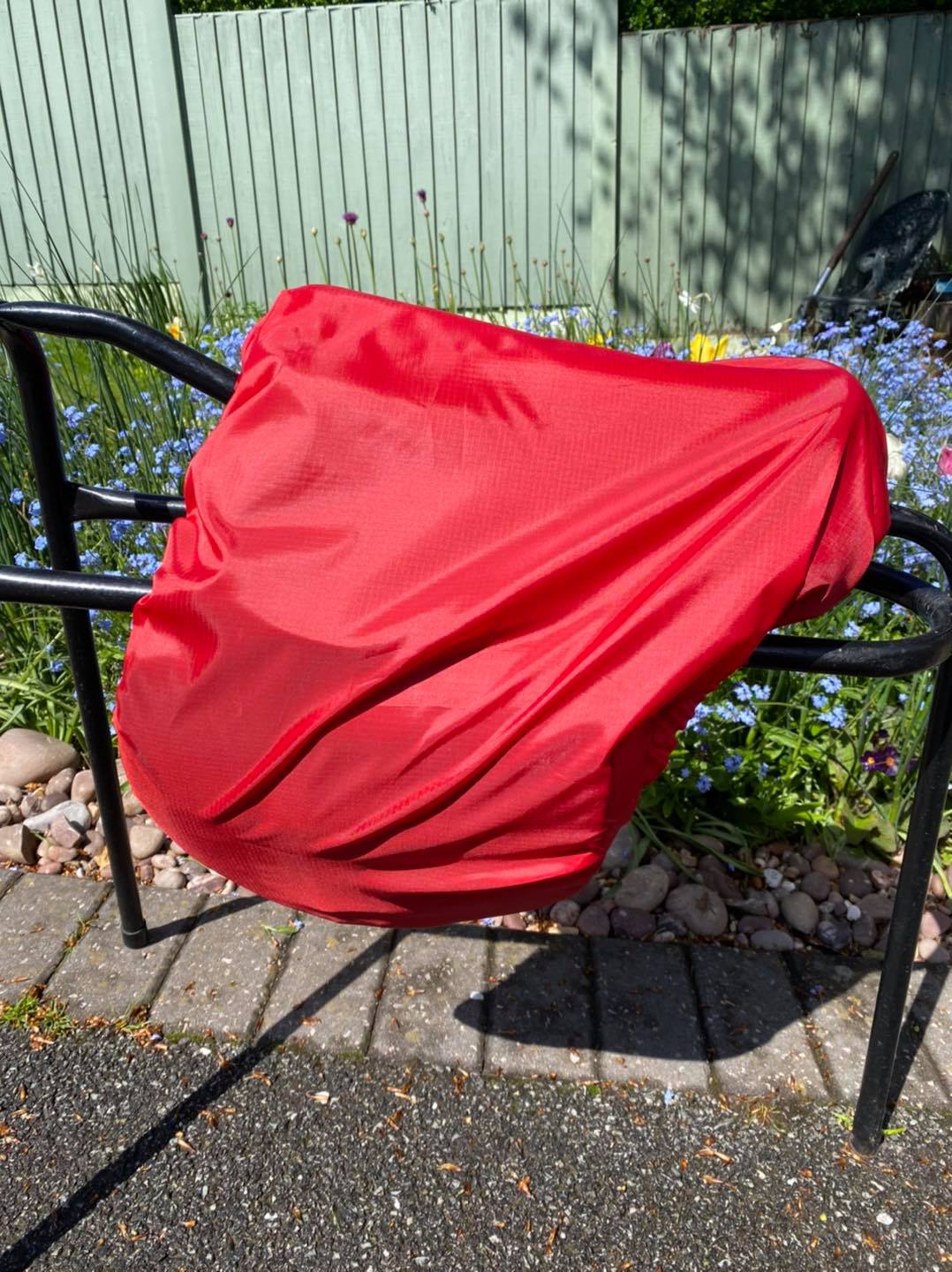 Light Weight Waterproof Saddle Cover